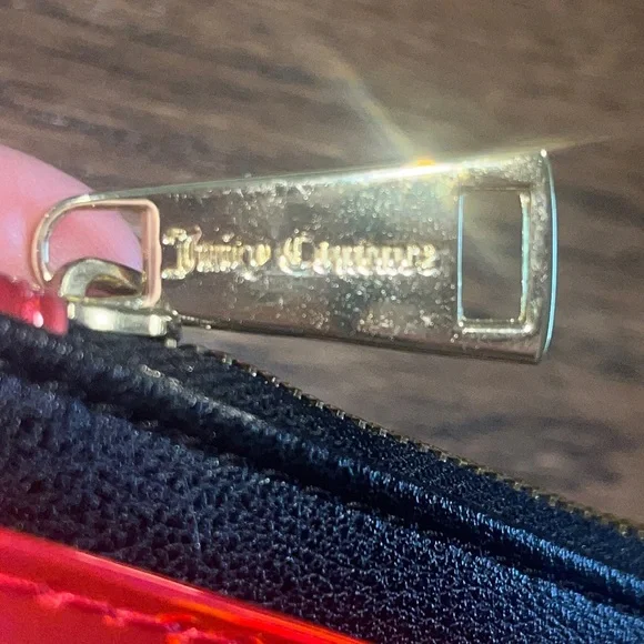 Juicy Couture Animal Print Coin Purse Wallet with Heart Clip & Card Slots - Picture 4 of 8